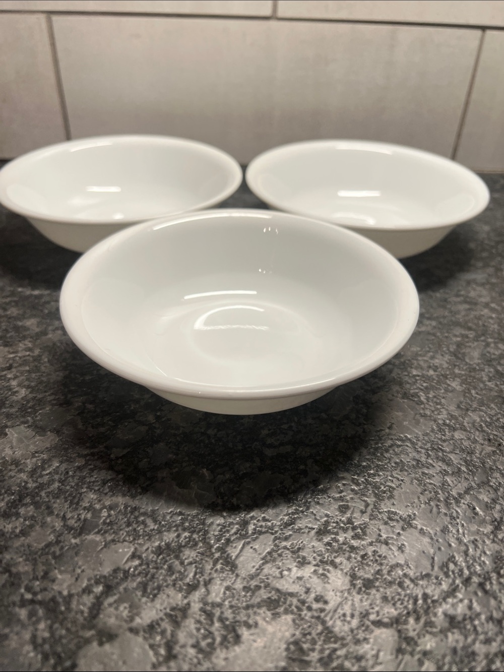 3 Corelle dessert/salad  bowls. Like new condition WINTER FROST